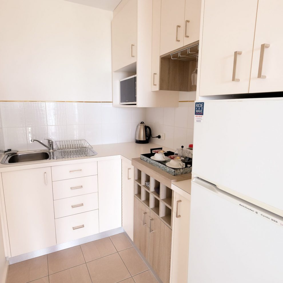 Whitesbeach Guesthouse Prince Suite